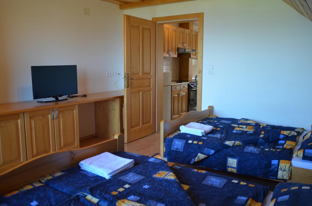 Apartmaji Srnca Cerkno Exterior photo